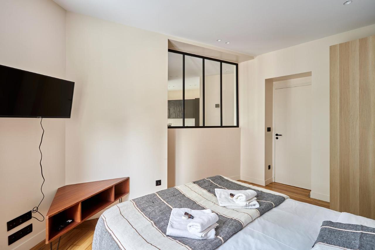 Apartment Invalide By Studio Prestige Paris Exteriör bild